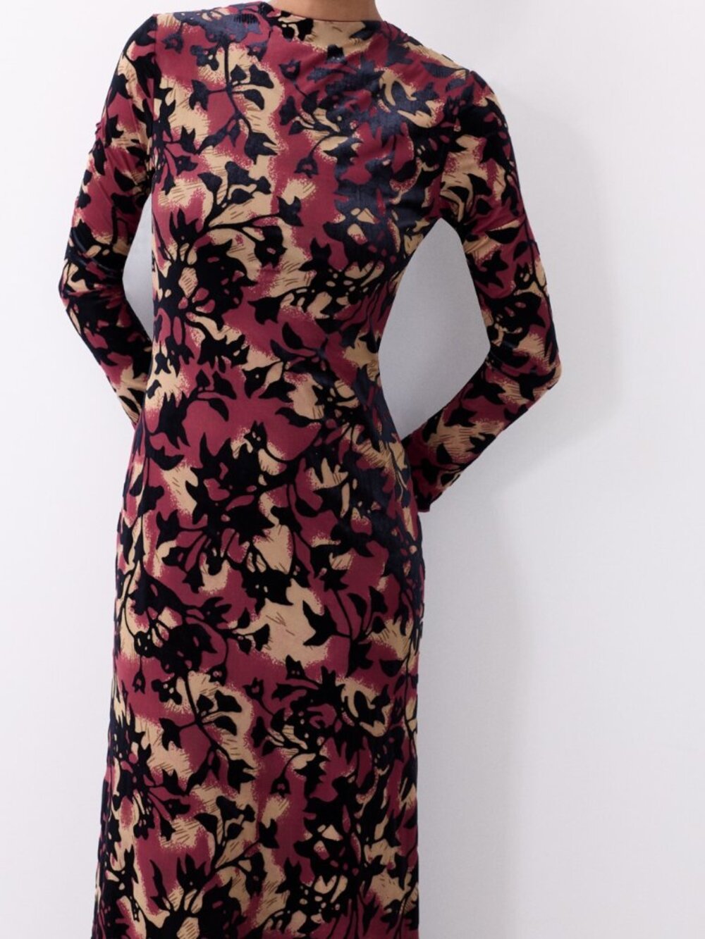 Burgundy Elegant Women's Cut Out Knot Keyhole High Waisted Long Maxi Dress - Picture 3 of 7